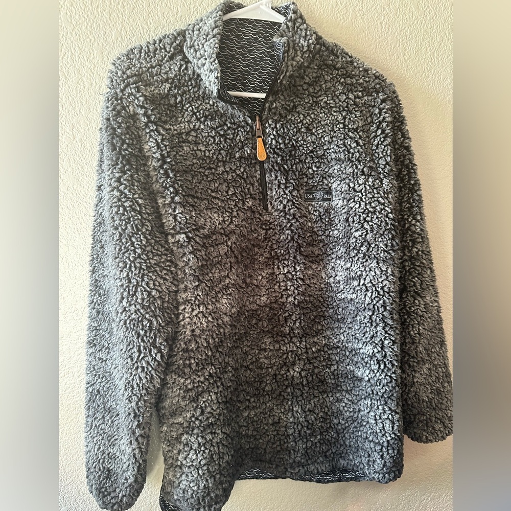USA Palm Gray Sherpa Fleece Pullover reversible.